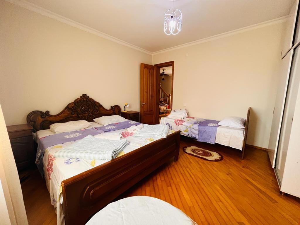 Dato'S Guesthouse Makhinjauri Εξωτερικό φωτογραφία